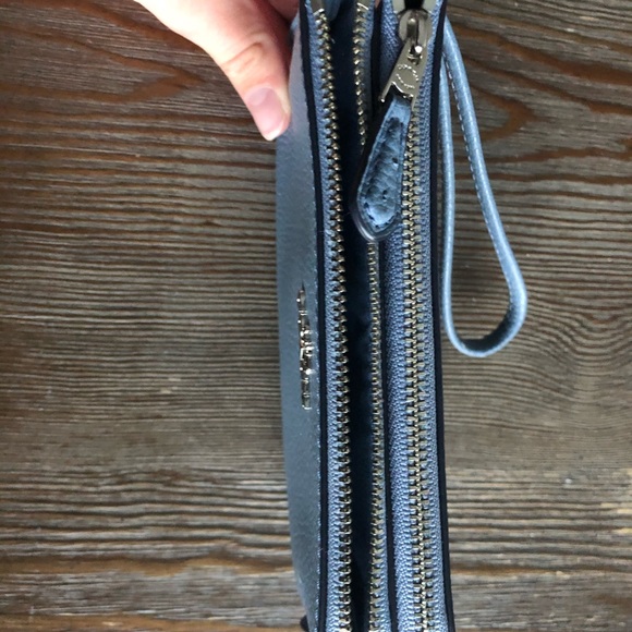 BRAND NEW COACH WRISTLET IN DUSTY BLUE! - Picture 2 of 6